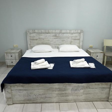 Hotel City Kutaisi Esterno foto