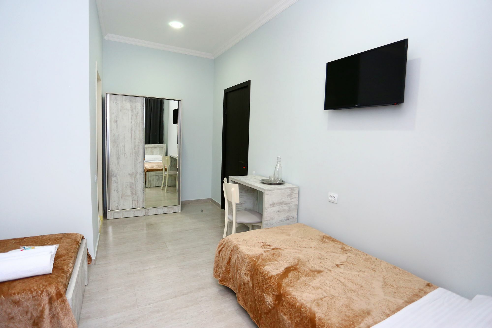 Hotel City Kutaisi Esterno foto